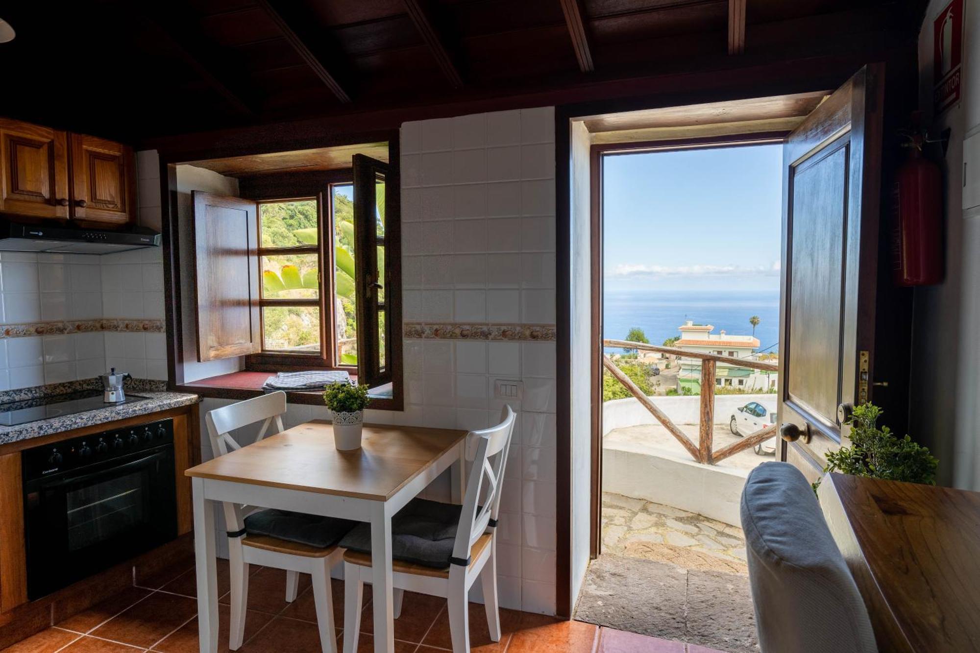 Las Casitas Del Bebedero - Yoga & Ecoturismo Icod De Los Vinos Exteriör bild